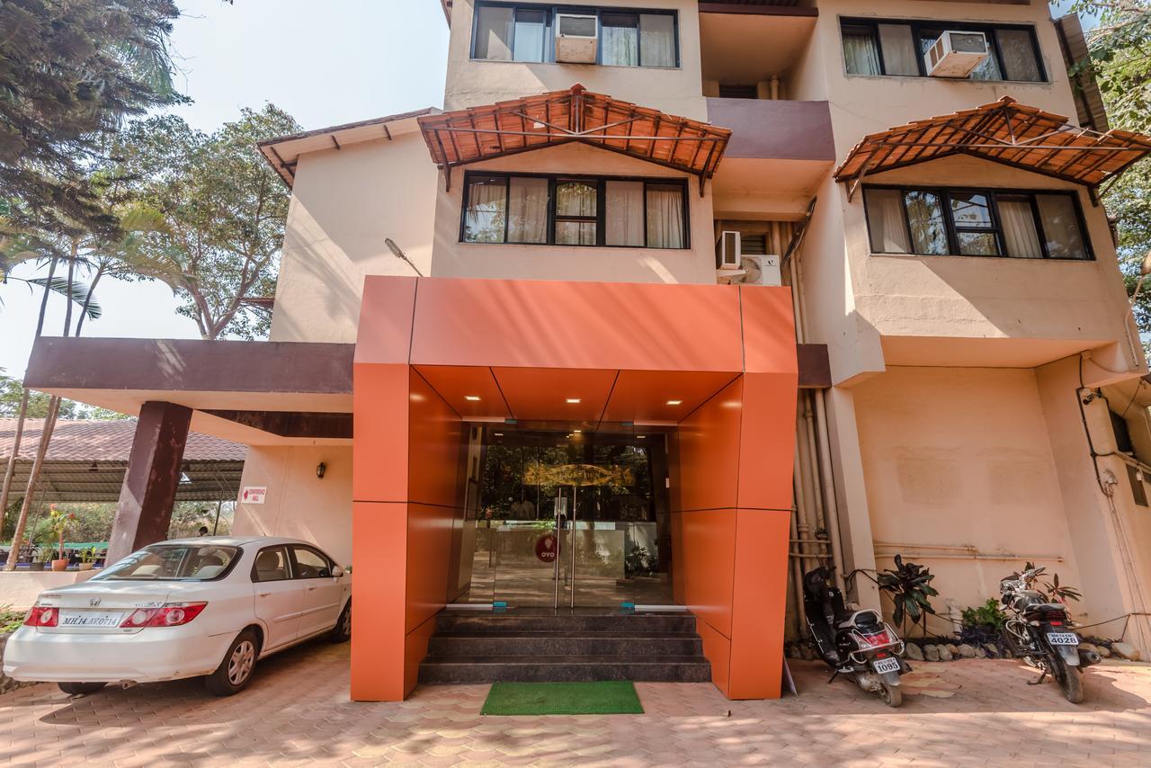 Hotel Lions Den Lonavla Exterior foto